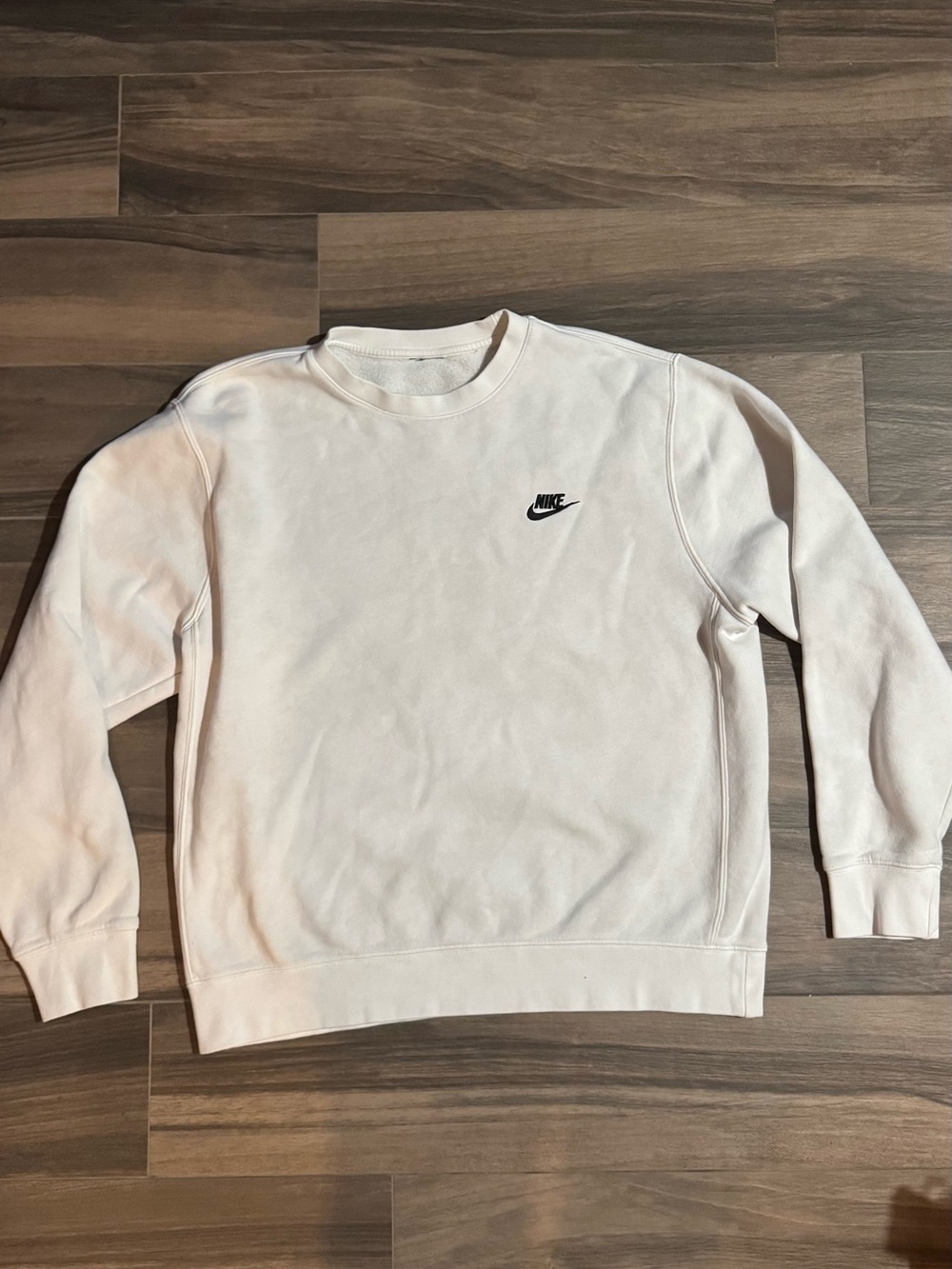 Nike Men’s White Crewneck Sweatshirt with Black Swoosh